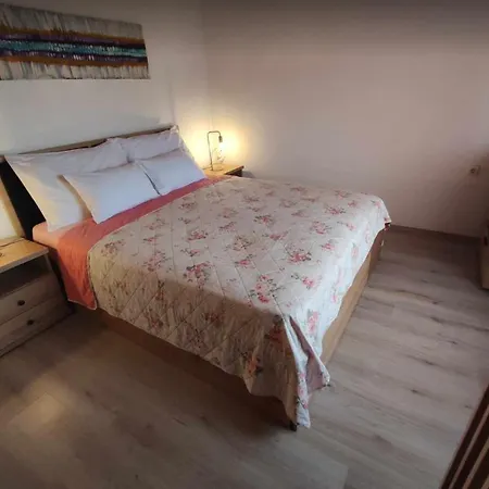 Matan Apartman