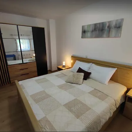 Matan Apartman *