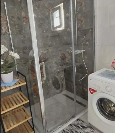 Matan Apartman *