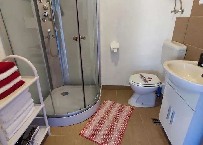 Matan Apartman
