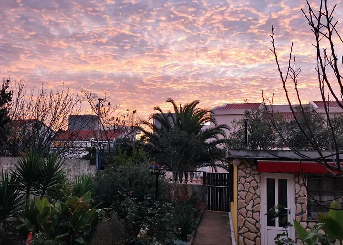 Matan Apartman