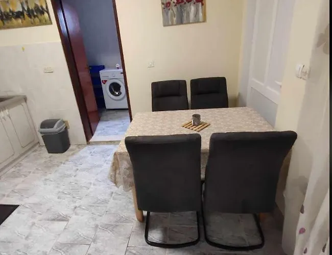Matan Apartman