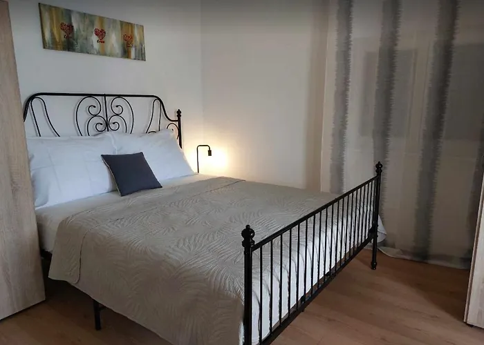 Matan Apartman